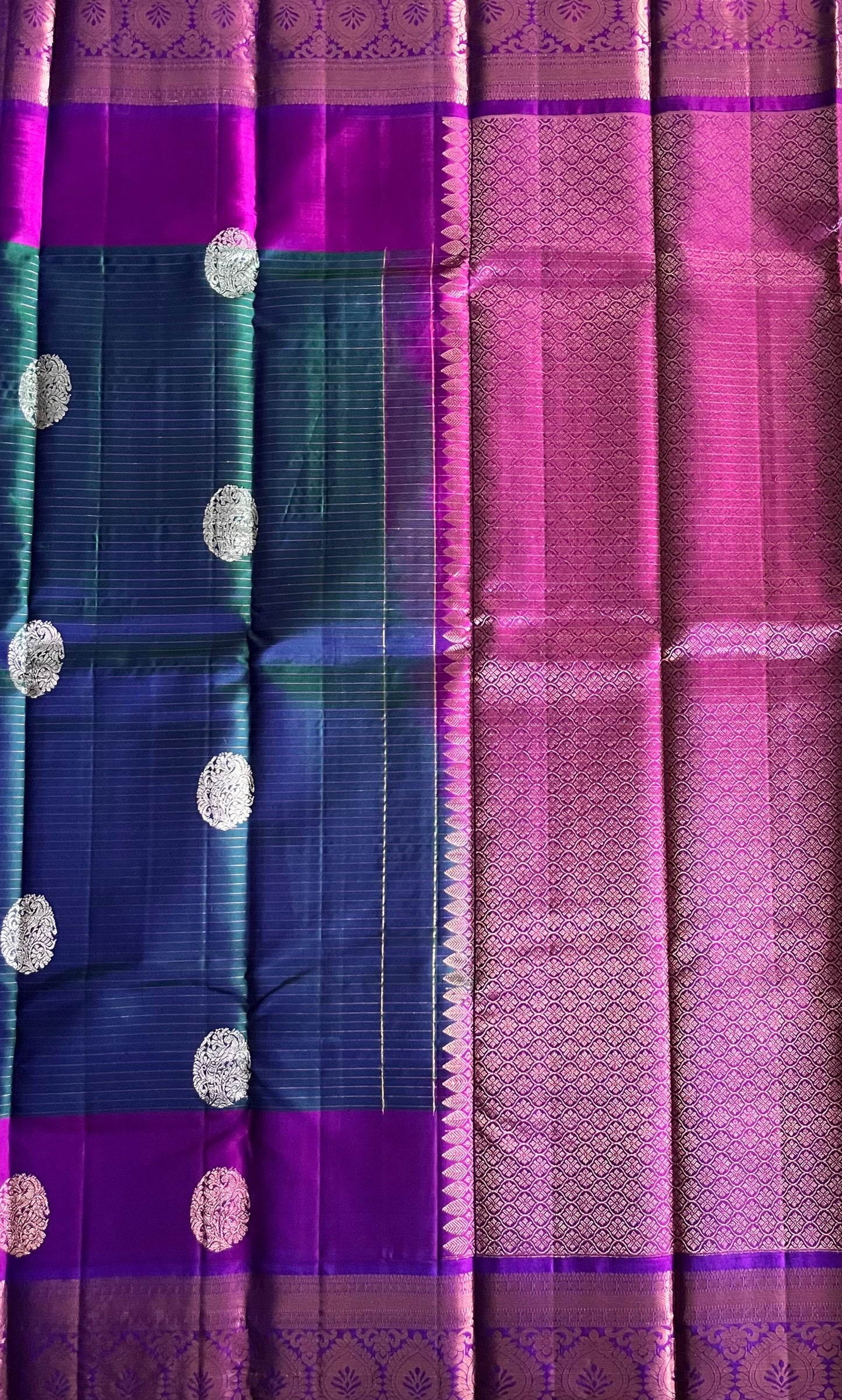 Peacock Plume Kanjeevaram in Blue Green Kalanetha with Royal-Violet Pallu